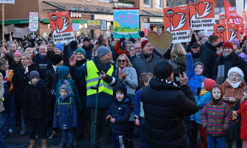 Rund 1000 bis 1500 Menschen besuchten die Anti-Rechts-Demo in Kleinmachnow am 28.1.2024
