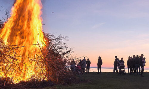 Osterfeuer, Foto: Pixapay/floerio